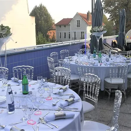 Chic Appart Avec Vue Sur Le Lac Apartment Enghien-les-Bains